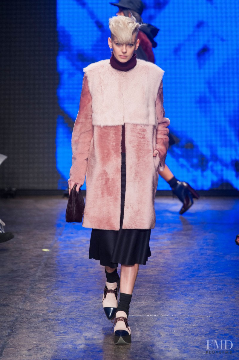 DKNY fashion show for Autumn/Winter 2014