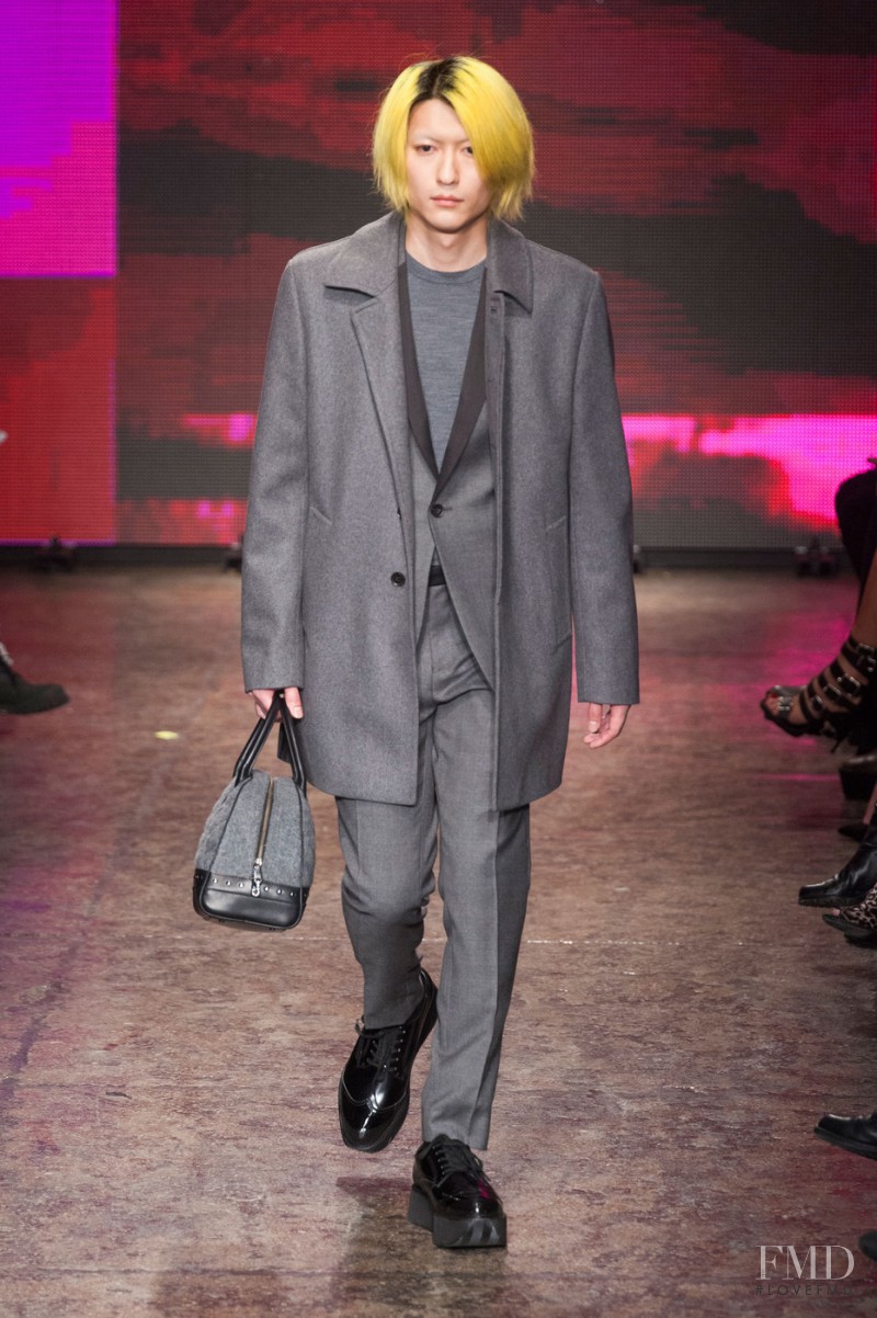 DKNY fashion show for Autumn/Winter 2014