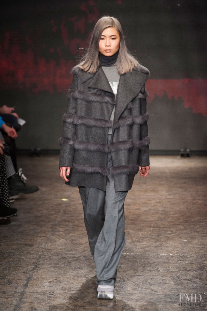 DKNY fashion show for Autumn/Winter 2014