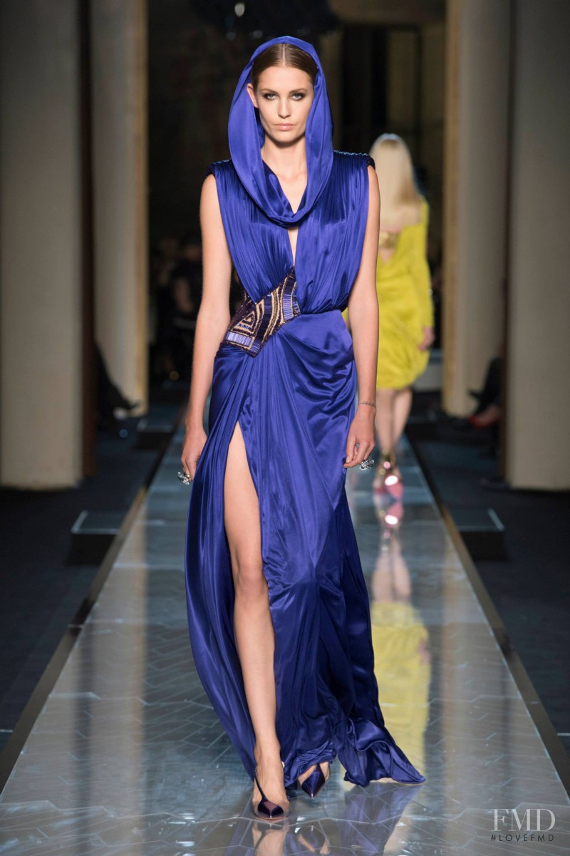 Nadja Bender featured in  the Atelier Versace fashion show for Spring/Summer 2014