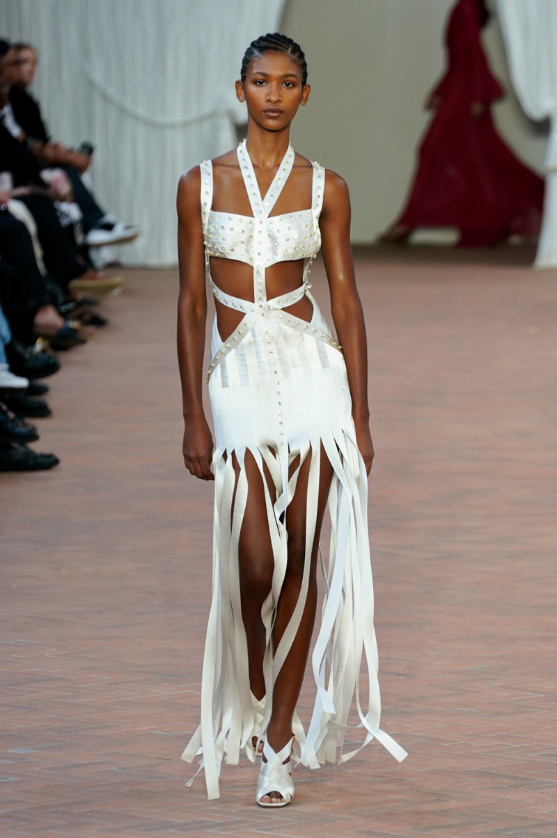 Alberta Ferretti fashion show for Spring/Summer 2024