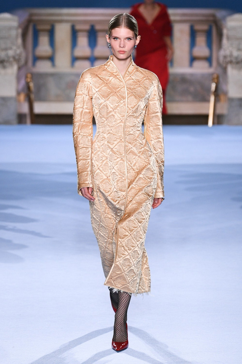 Ida Heiner featured in  the Tory Burch fashion show for Autumn/Winter 2023