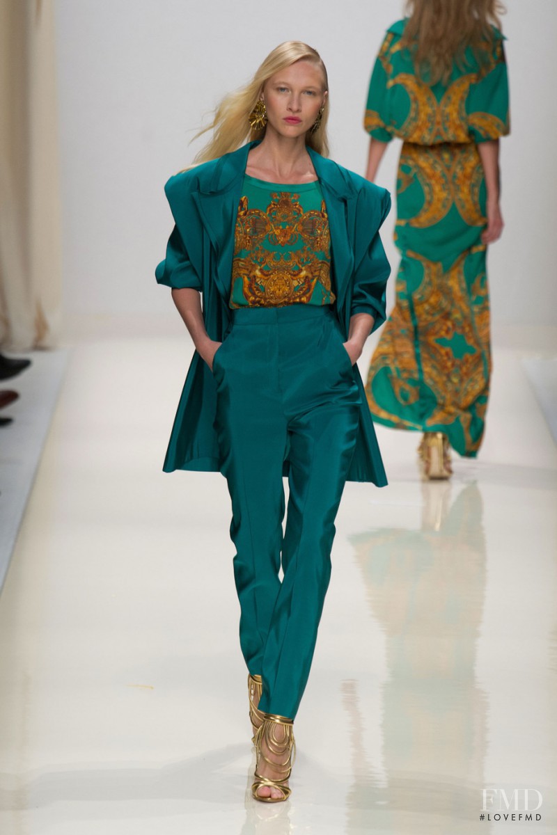 Valentin Yudashkin fashion show for Spring/Summer 2014
