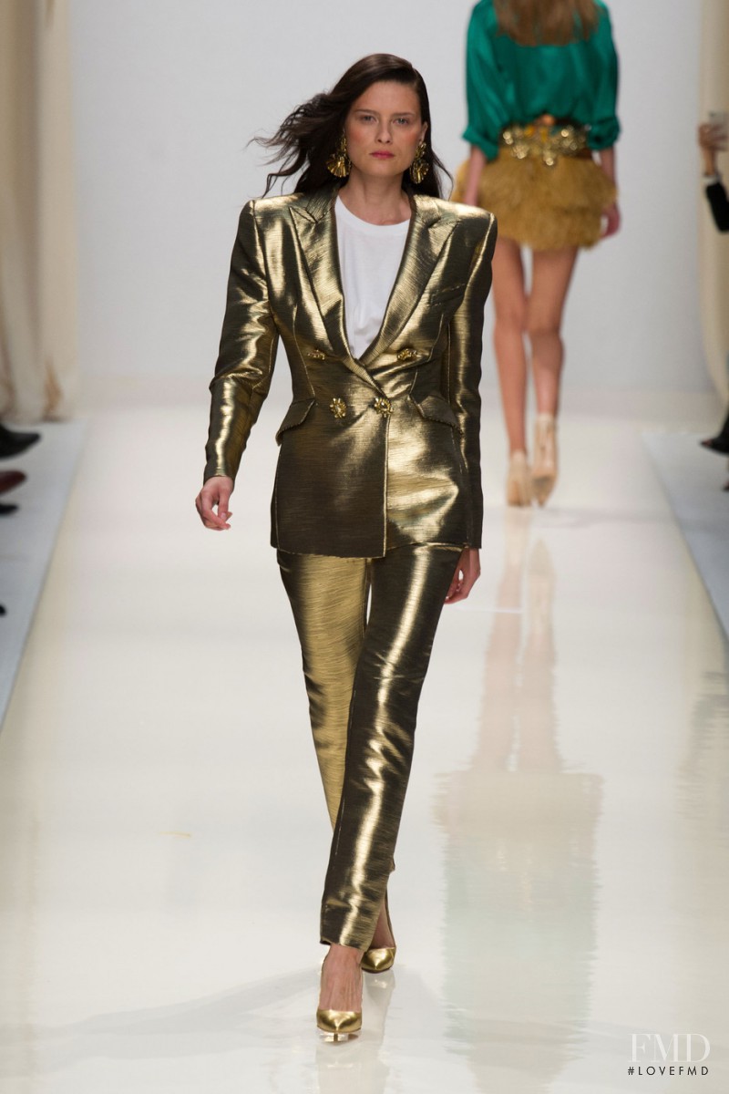 Valentin Yudashkin fashion show for Spring/Summer 2014