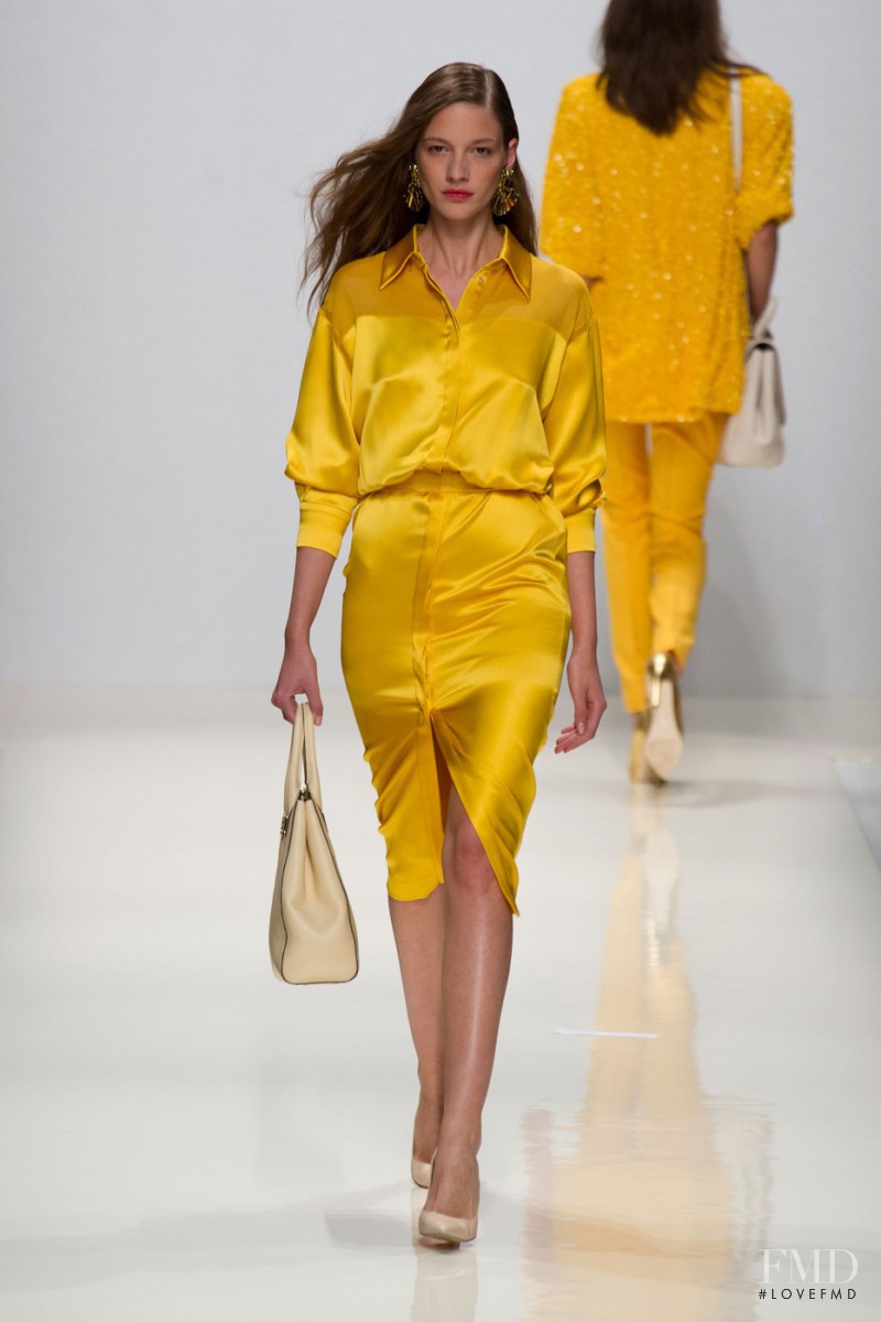 Valentin Yudashkin fashion show for Spring/Summer 2014