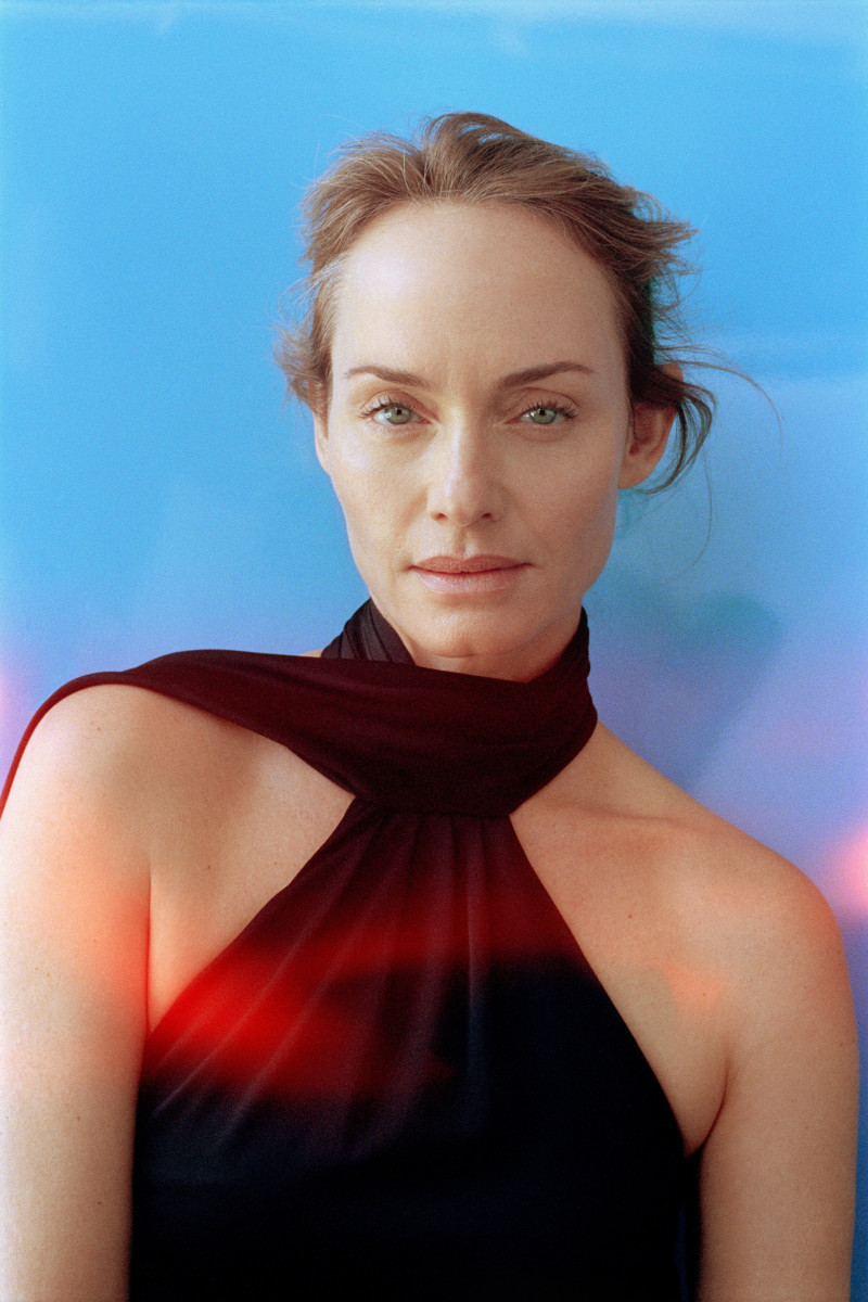 Amber Valletta featured in  the Jonathan Simkhai lookbook for Pre-Fall 2023