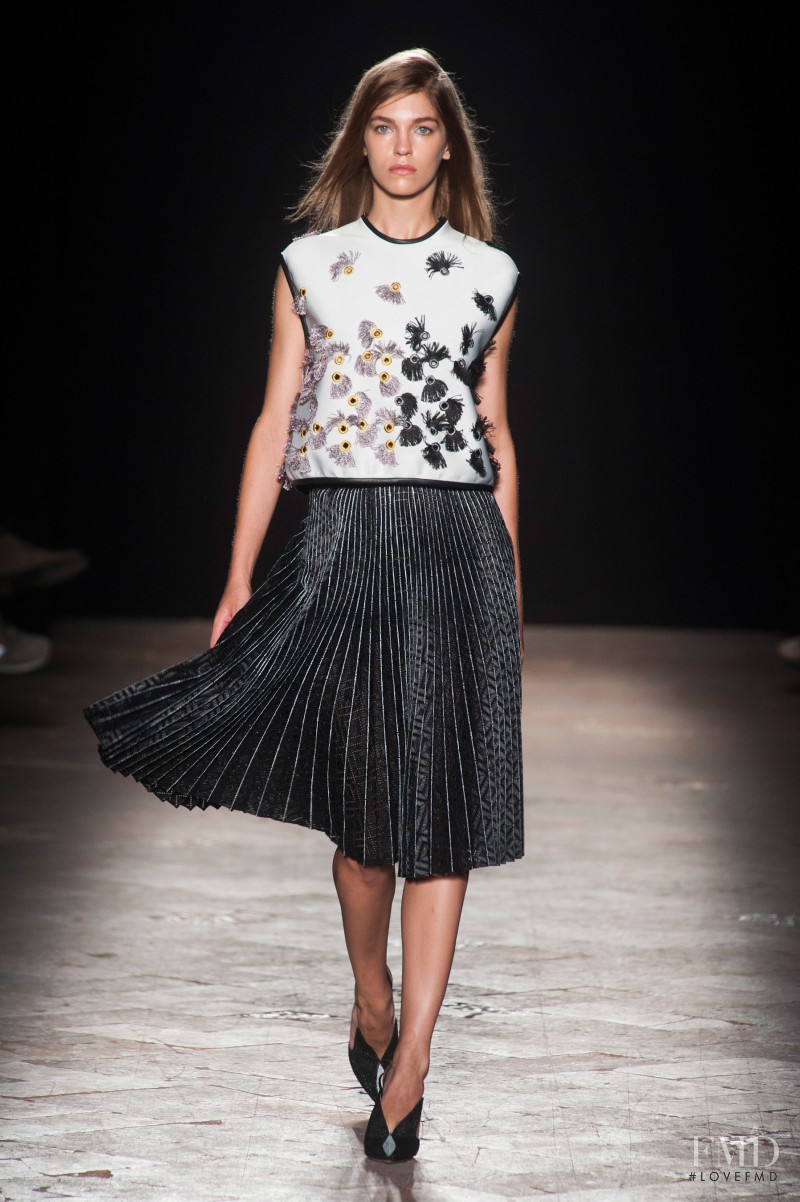 Samantha Gradoville featured in  the Marco de Vincenzo fashion show for Spring/Summer 2014