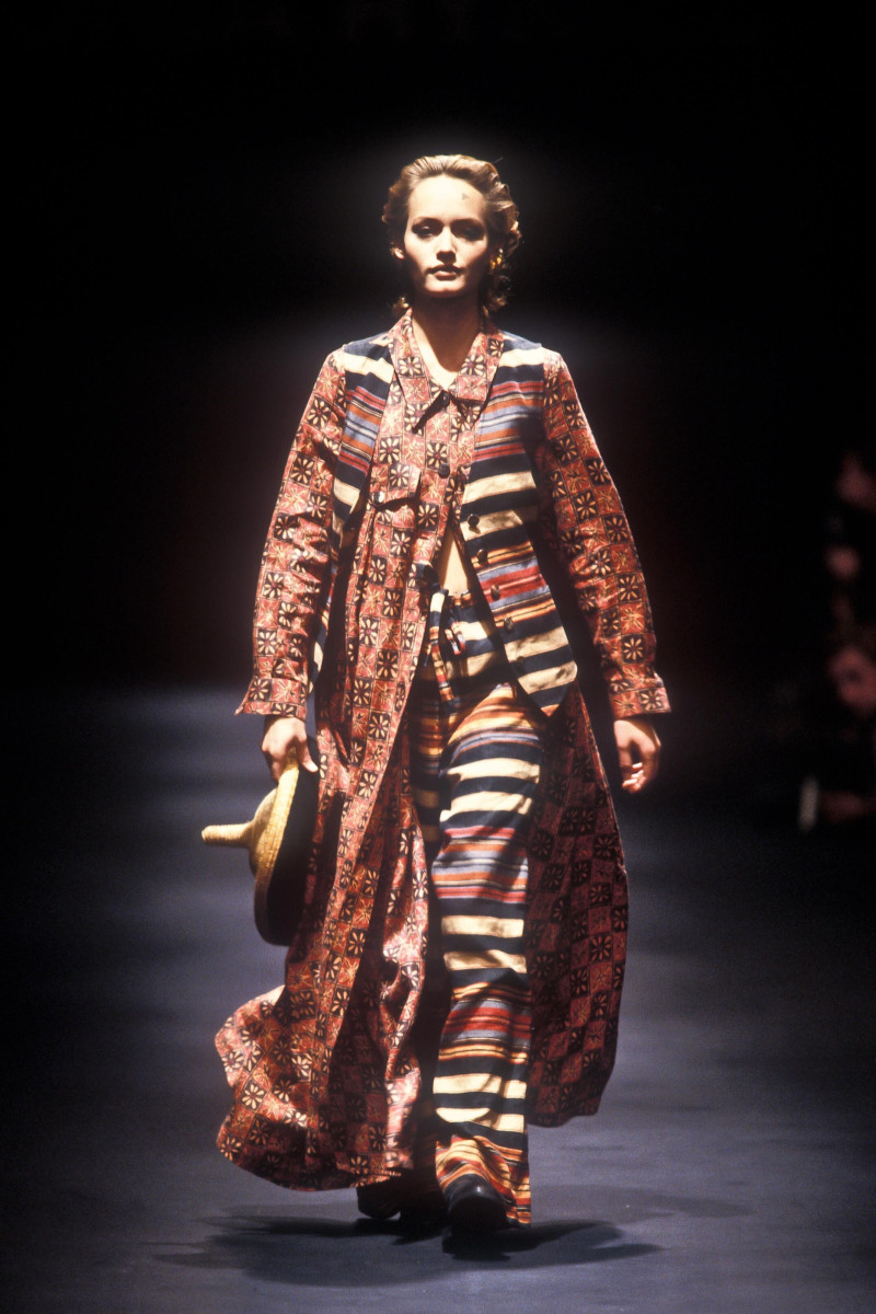 Amber Valletta featured in  the Sonia Rykiel fashion show for Spring/Summer 1994