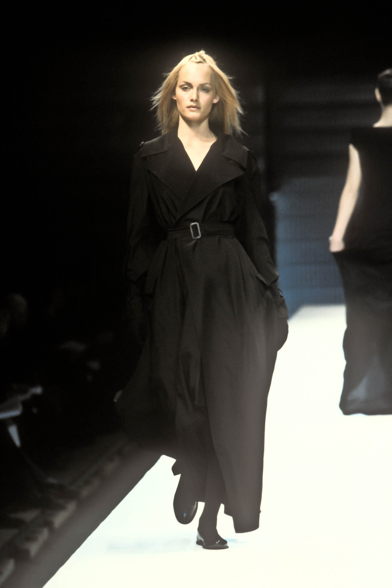 Amber Valletta featured in  the Yohji Yamamoto fashion show for Autumn/Winter 1996