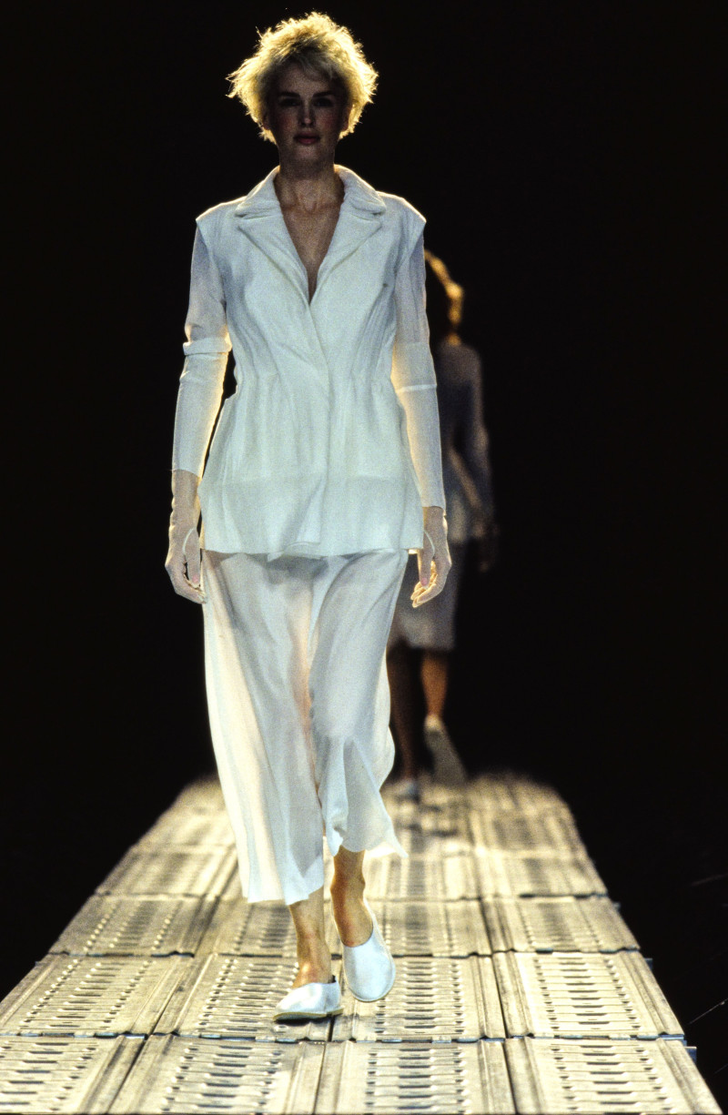 Kylie Bax featured in  the Yohji Yamamoto fashion show for Spring/Summer 1997
