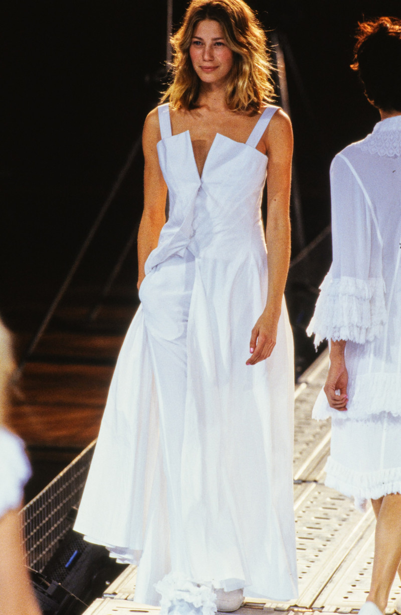 Yohji Yamamoto fashion show for Spring/Summer 1997