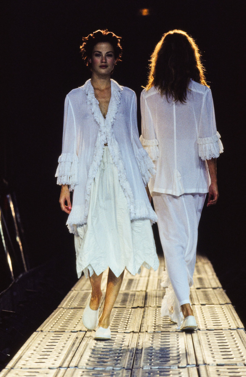 Carolyn Murphy featured in  the Yohji Yamamoto fashion show for Spring/Summer 1997