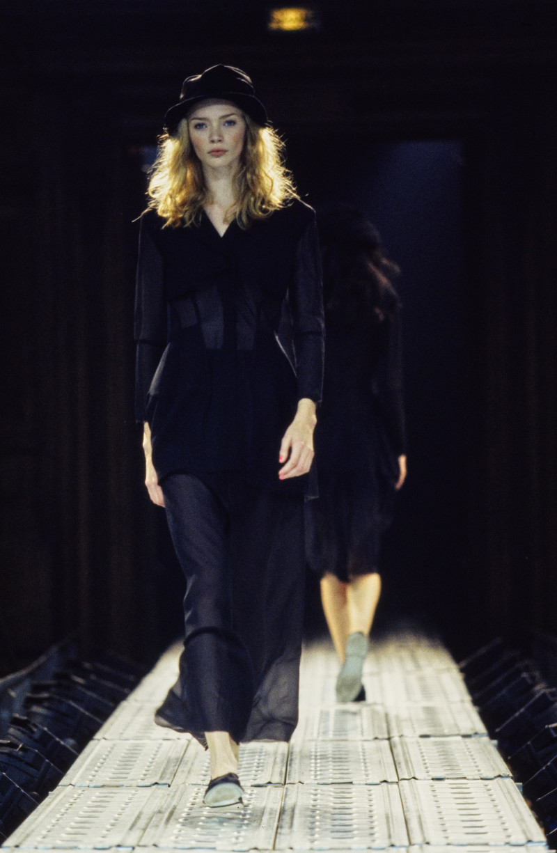 Jodie Kidd featured in  the Yohji Yamamoto fashion show for Spring/Summer 1997