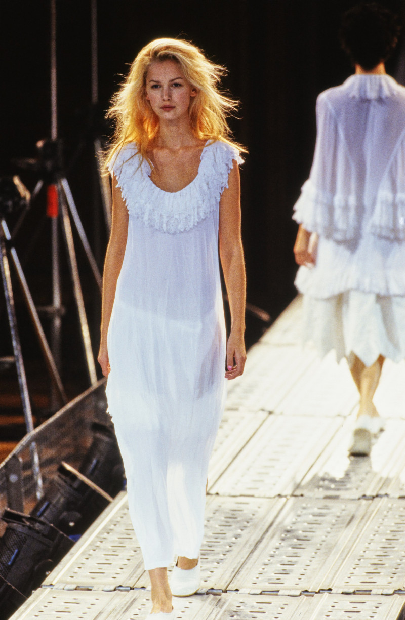 Yohji Yamamoto fashion show for Spring/Summer 1997