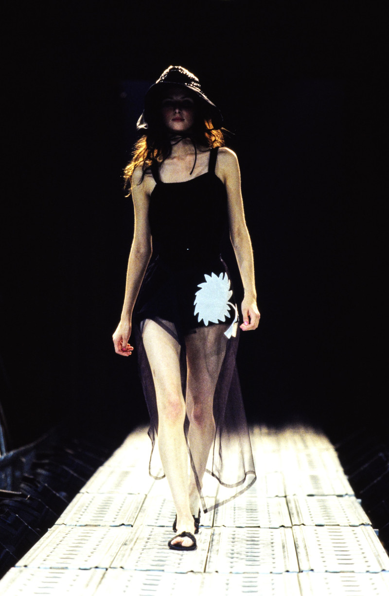 Tasha Tilberg featured in  the Yohji Yamamoto fashion show for Spring/Summer 1997