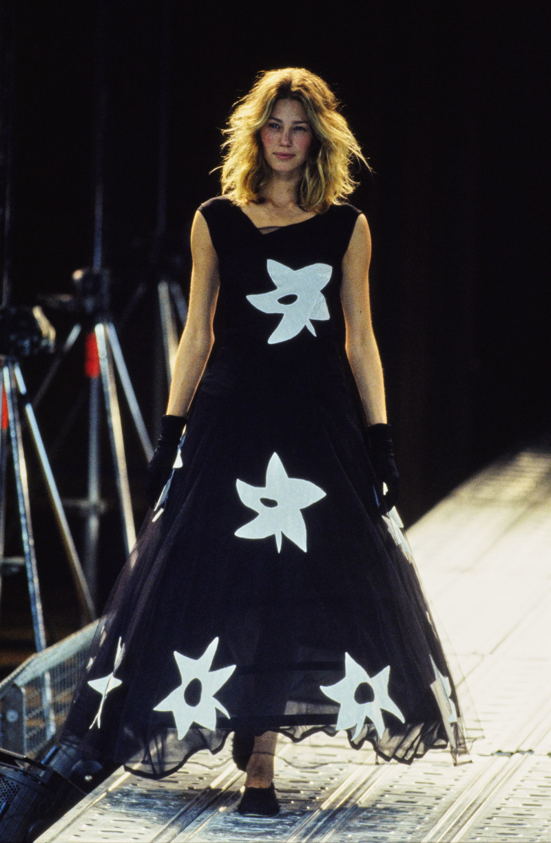 Yohji Yamamoto fashion show for Spring/Summer 1997