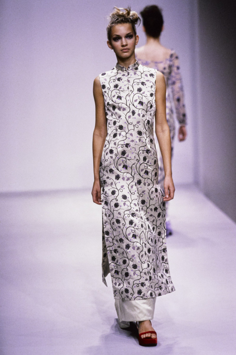 Prada fashion show for Spring/Summer 1997