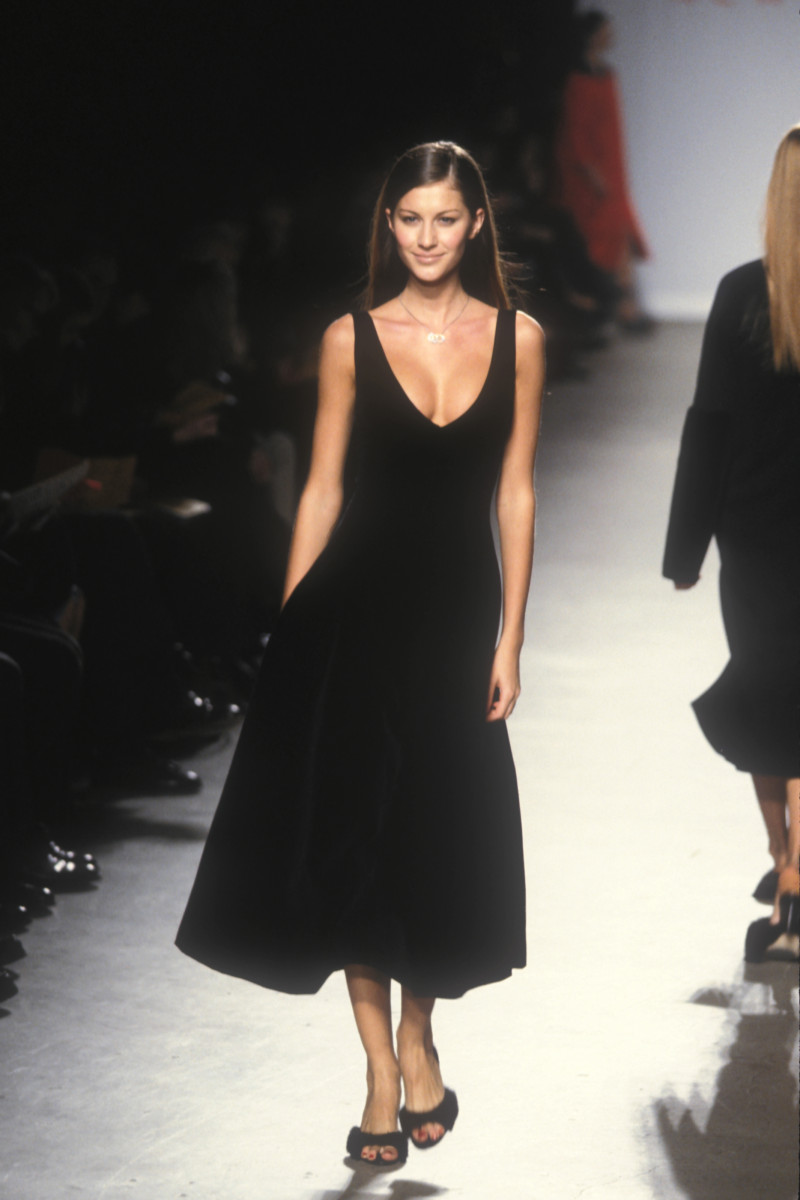 Gisele Bundchen featured in  the Isaac Mizrahi fashion show for Autumn/Winter 1998