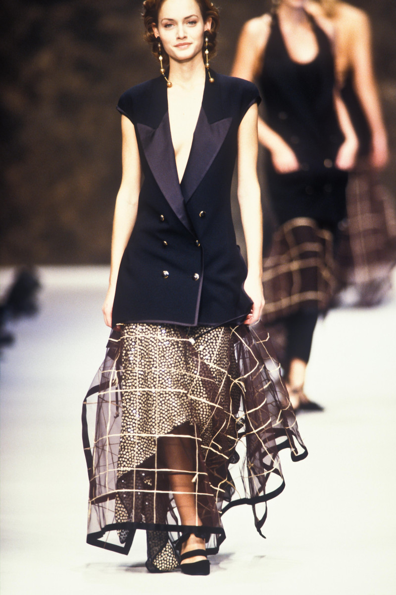 Amber Valletta featured in  the Cerruti fashion show for Spring/Summer 1994