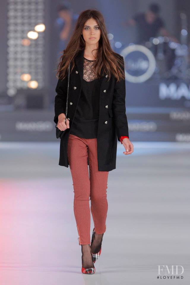 Mango fashion show for Autumn/Winter 2013