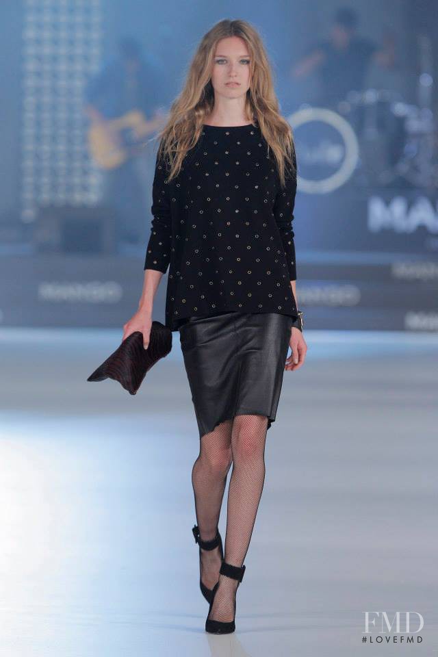 Mango fashion show for Autumn/Winter 2013