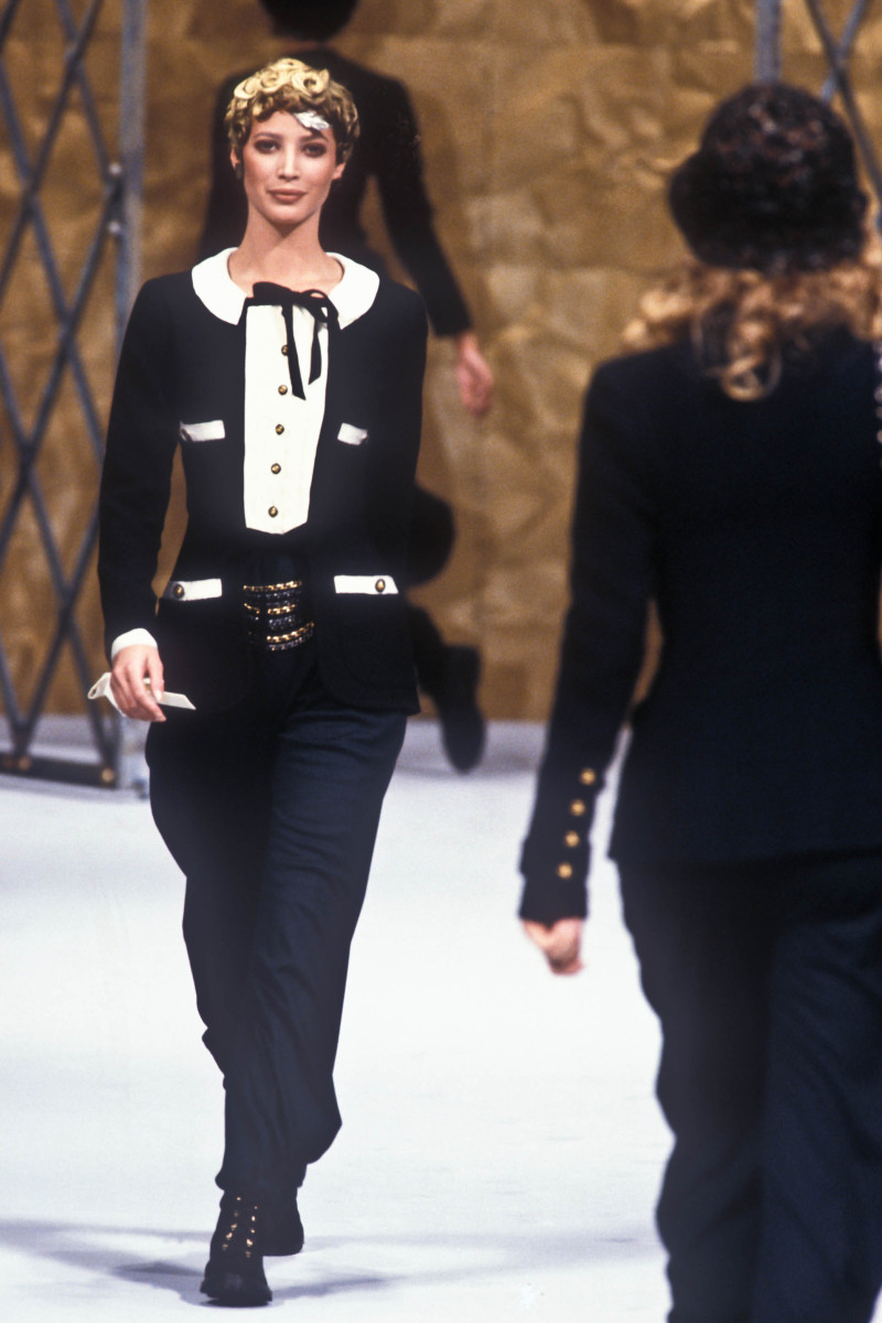 Christy Turlington featured in  the Chanel Haute Couture fashion show for Autumn/Winter 1993