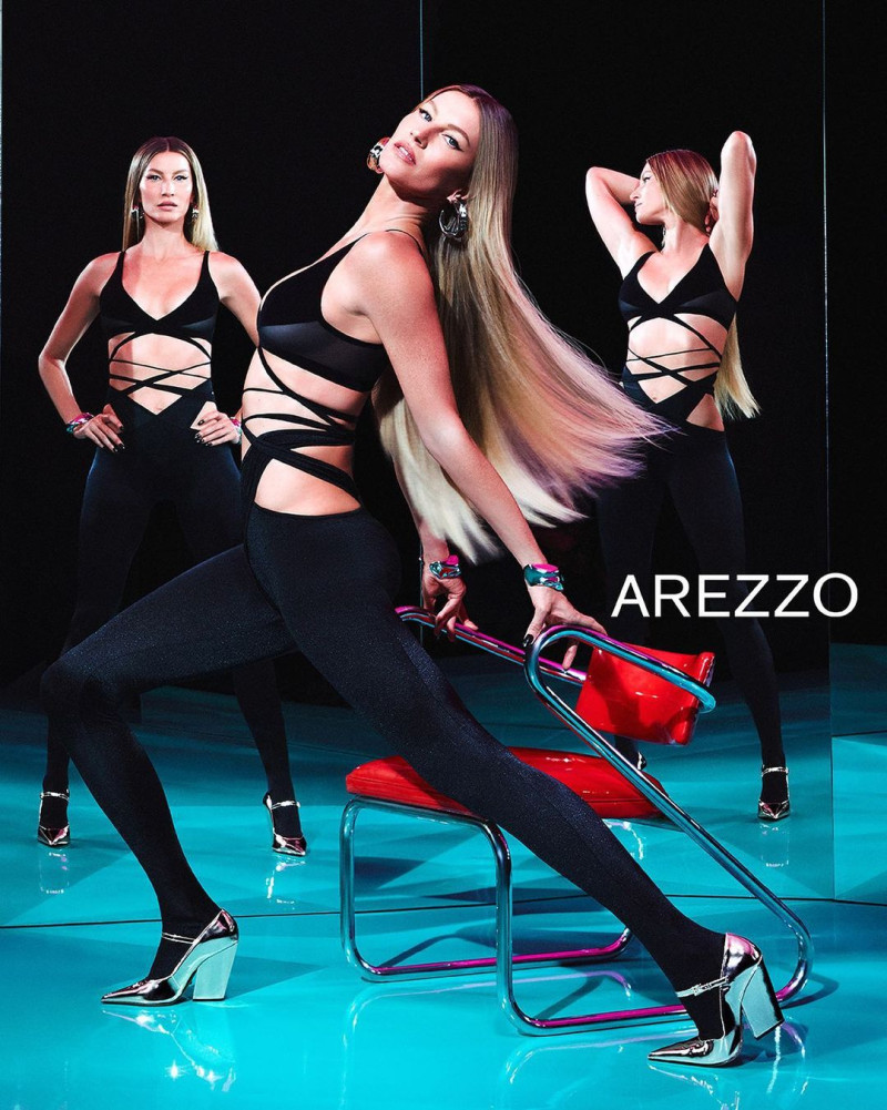 Gisele Bundchen featured in  the Arezzo advertisement for Autumn/Winter 2023
