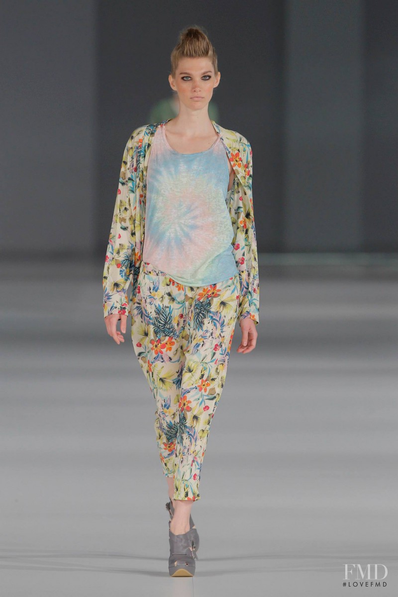 Irina Nikolaeva featured in  the Yerse fashion show for Spring/Summer 2014