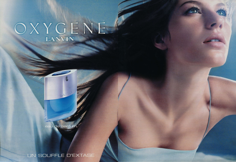 Gisele Bundchen featured in  the Lanvin Oxygene advertisement for Spring/Summer 2000