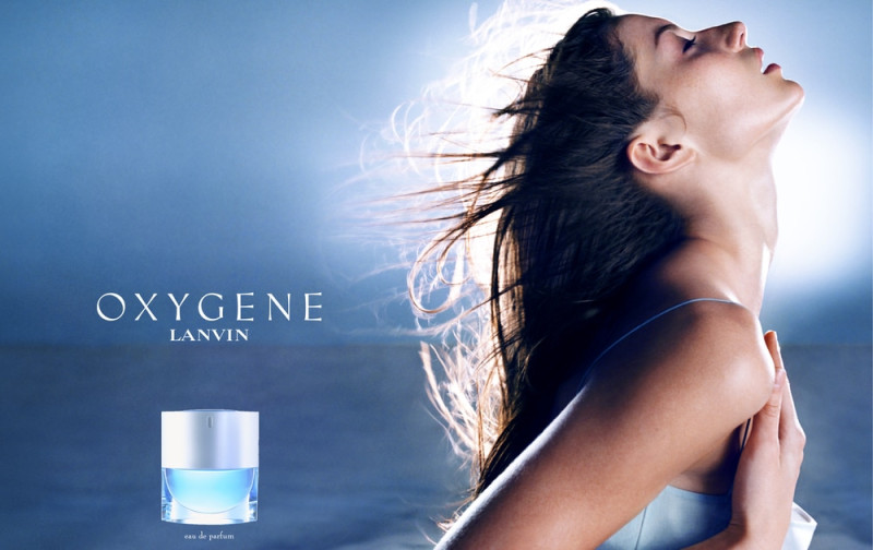 Gisele Bundchen featured in  the Lanvin Oxygene advertisement for Spring/Summer 2000