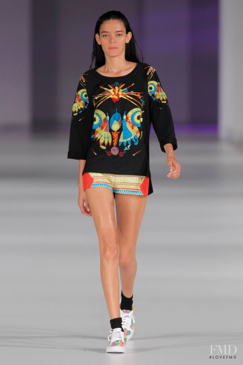 Wanessa Milhomem featured in  the Custo Barcelona fashion show for Spring/Summer 2014