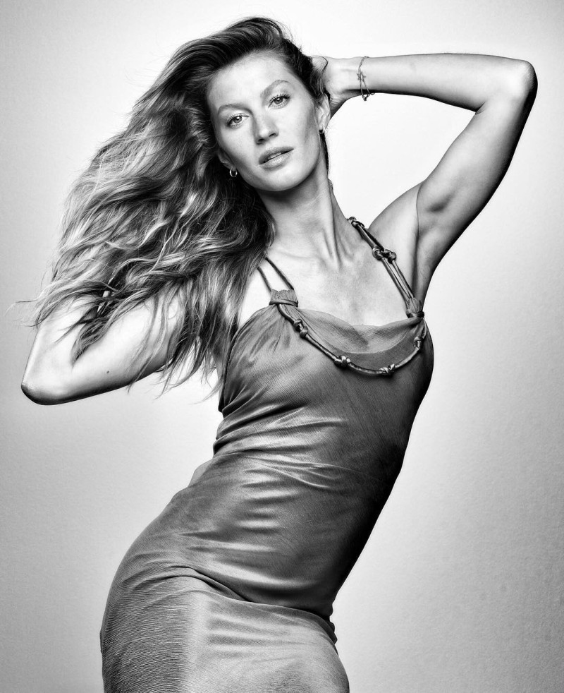 Gisele Bundchen featured in  the Ipanema advertisement for Spring/Summer 2013