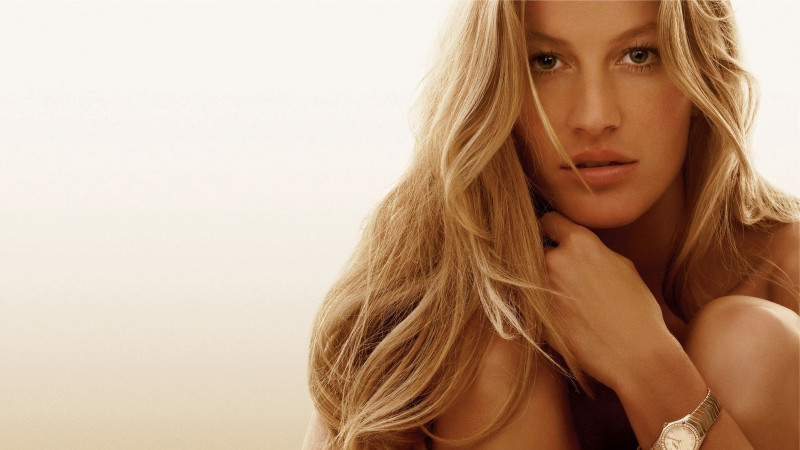 Gisele Bundchen featured in  the Ebel advertisement for Autumn/Winter 2008