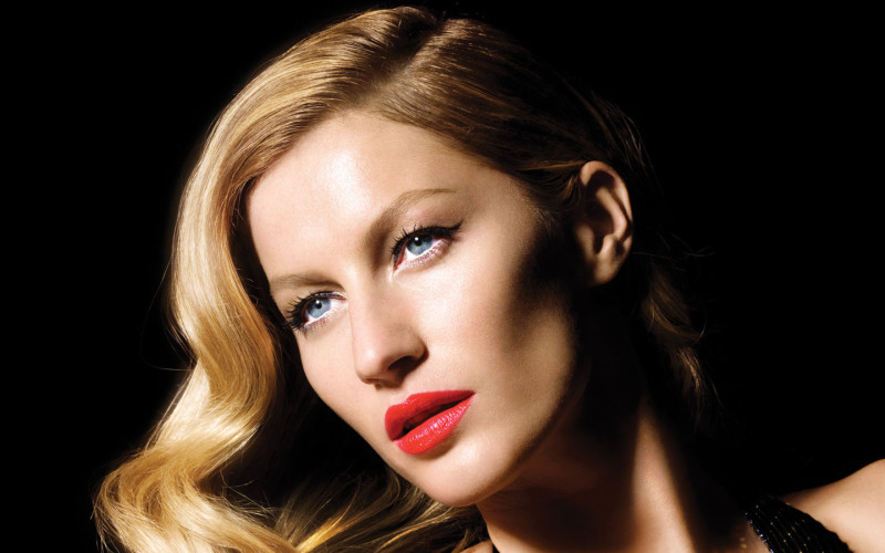 Gisele Bundchen featured in  the Max Factor advertisement for Autumn/Winter 2008