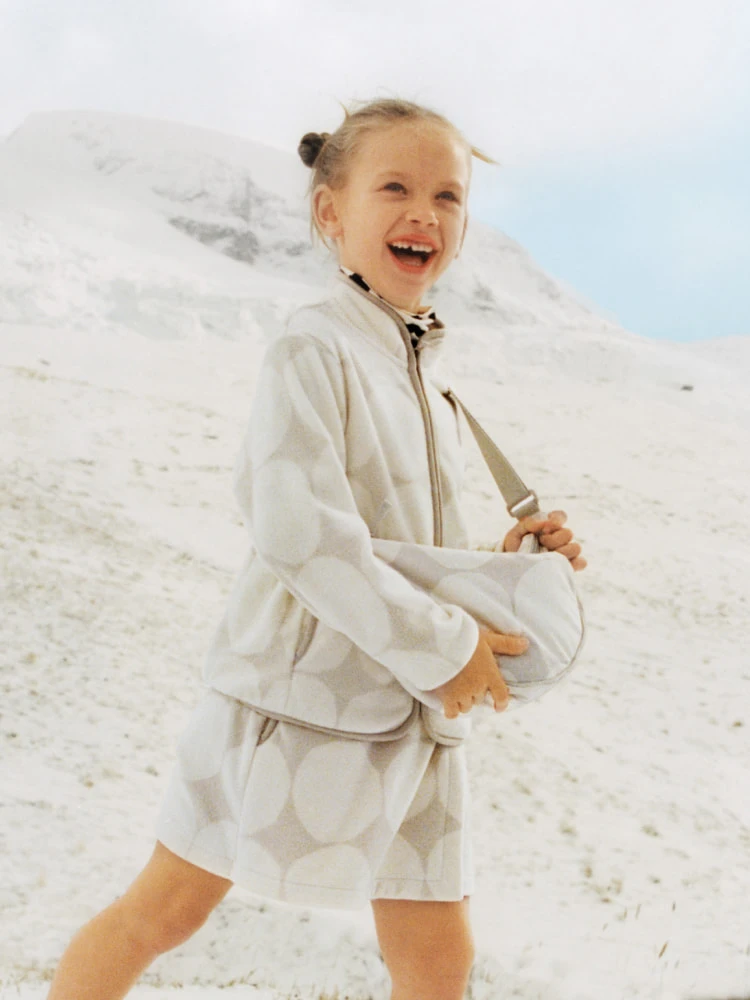 Marimekko Marimekko x Uniqlo lookbook for Autumn/Winter 2023