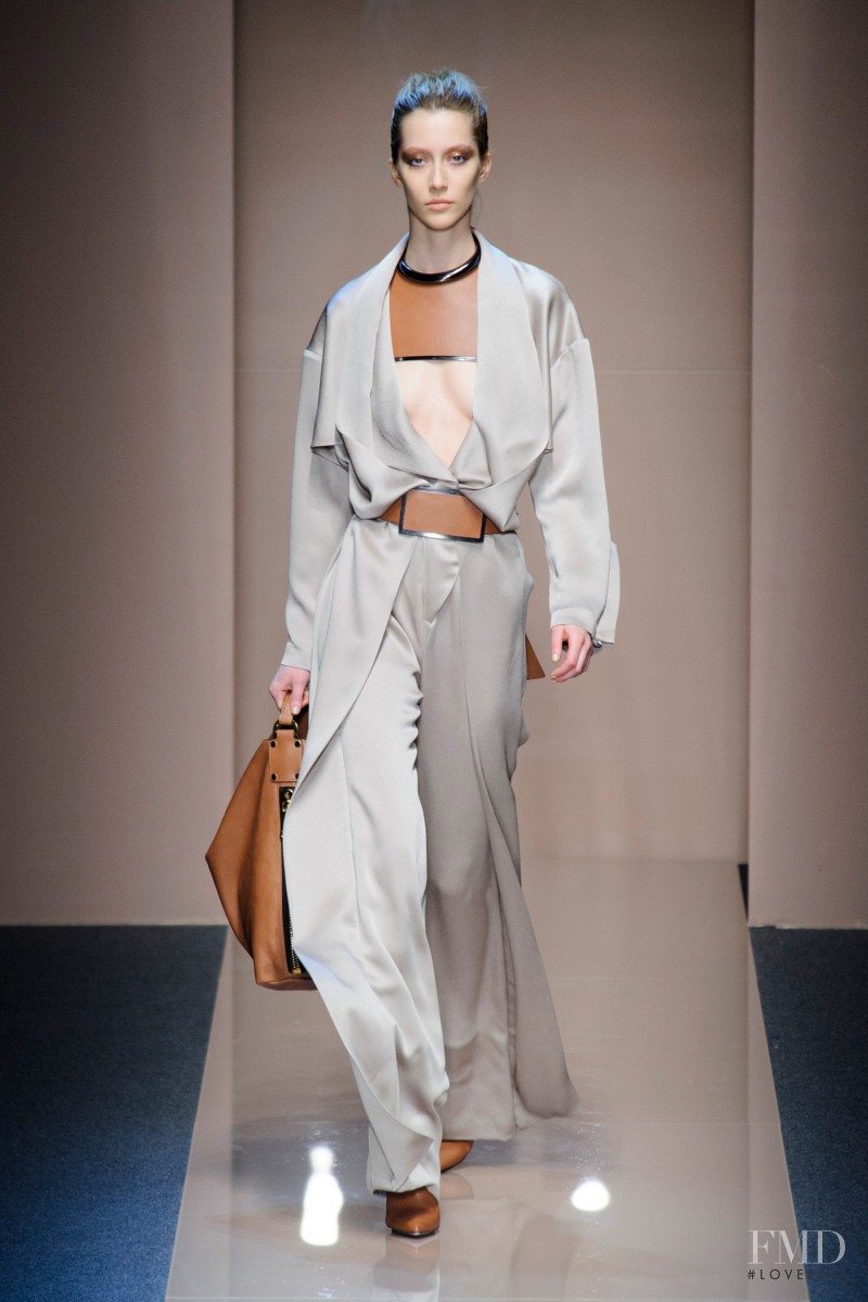 Alana Zimmer featured in  the Gianfranco Ferré fashion show for Autumn/Winter 2013