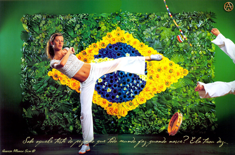 Gisele Bundchen featured in  the Ipanema advertisement for Autumn/Winter 2003