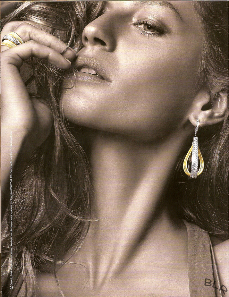 Gisele Bundchen featured in  the Vivara advertisement for Spring/Summer 2008