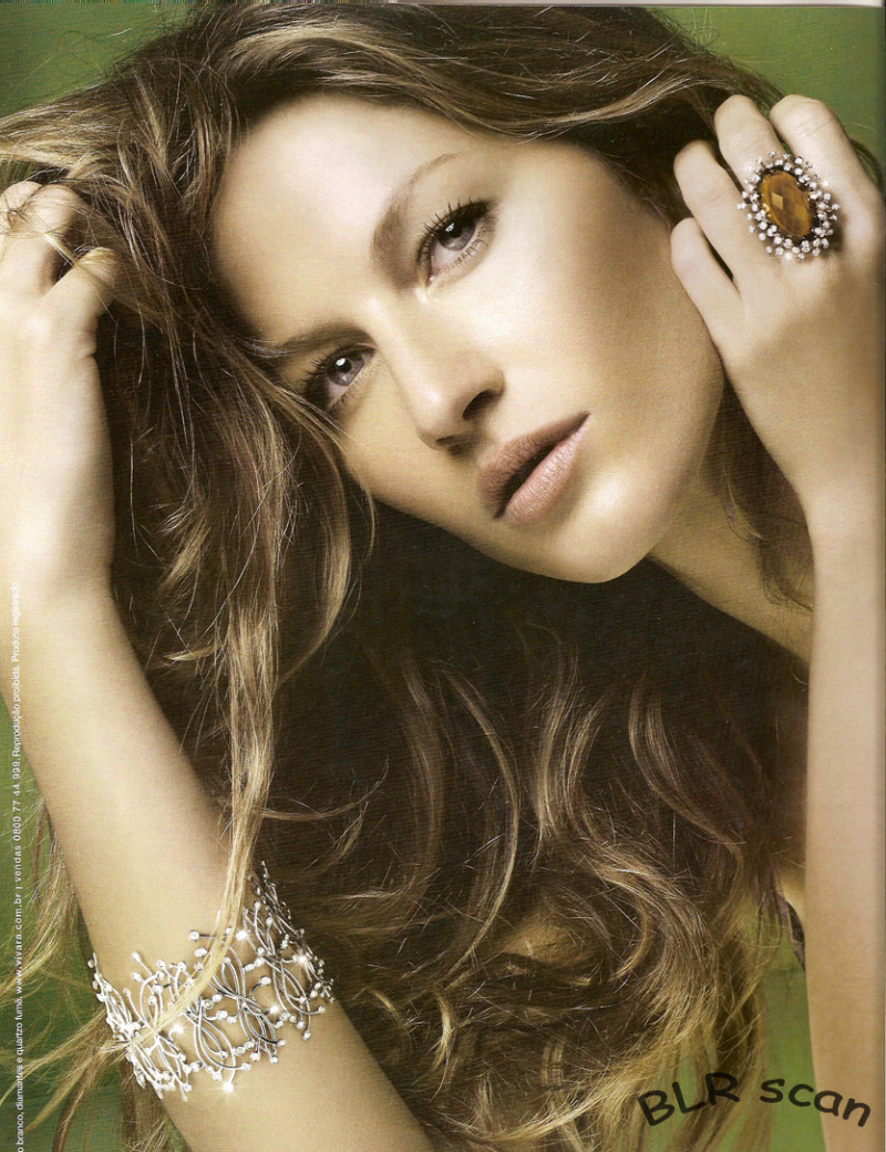 Gisele Bundchen featured in  the Vivara advertisement for Spring/Summer 2008