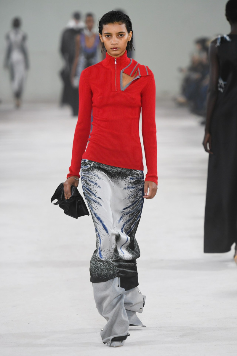 Tais Vieira featured in  the Y/Project fashion show for Autumn/Winter 2023