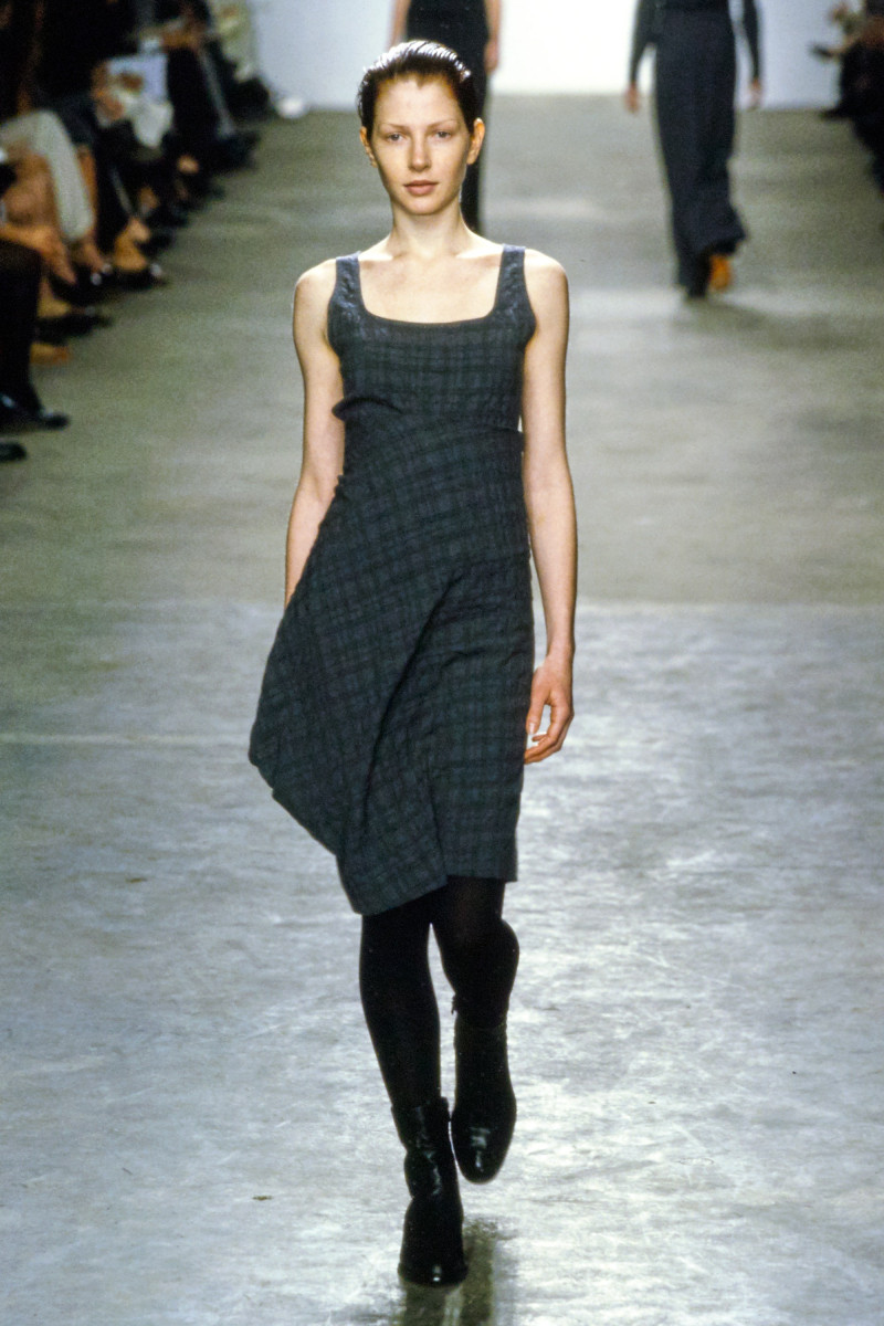Calvin Klein fashion show for Autumn/Winter 1998