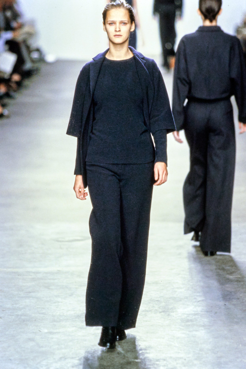 Calvin Klein fashion show for Autumn/Winter 1998