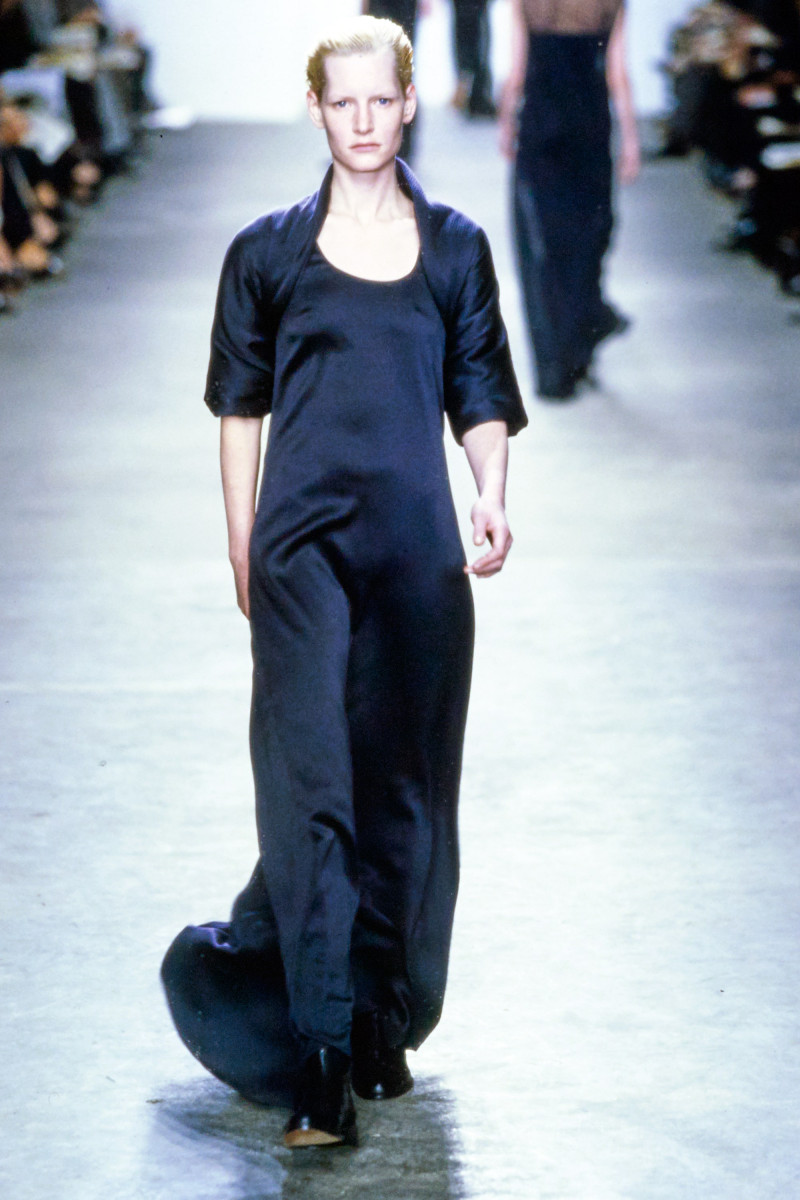 Calvin Klein fashion show for Autumn/Winter 1998