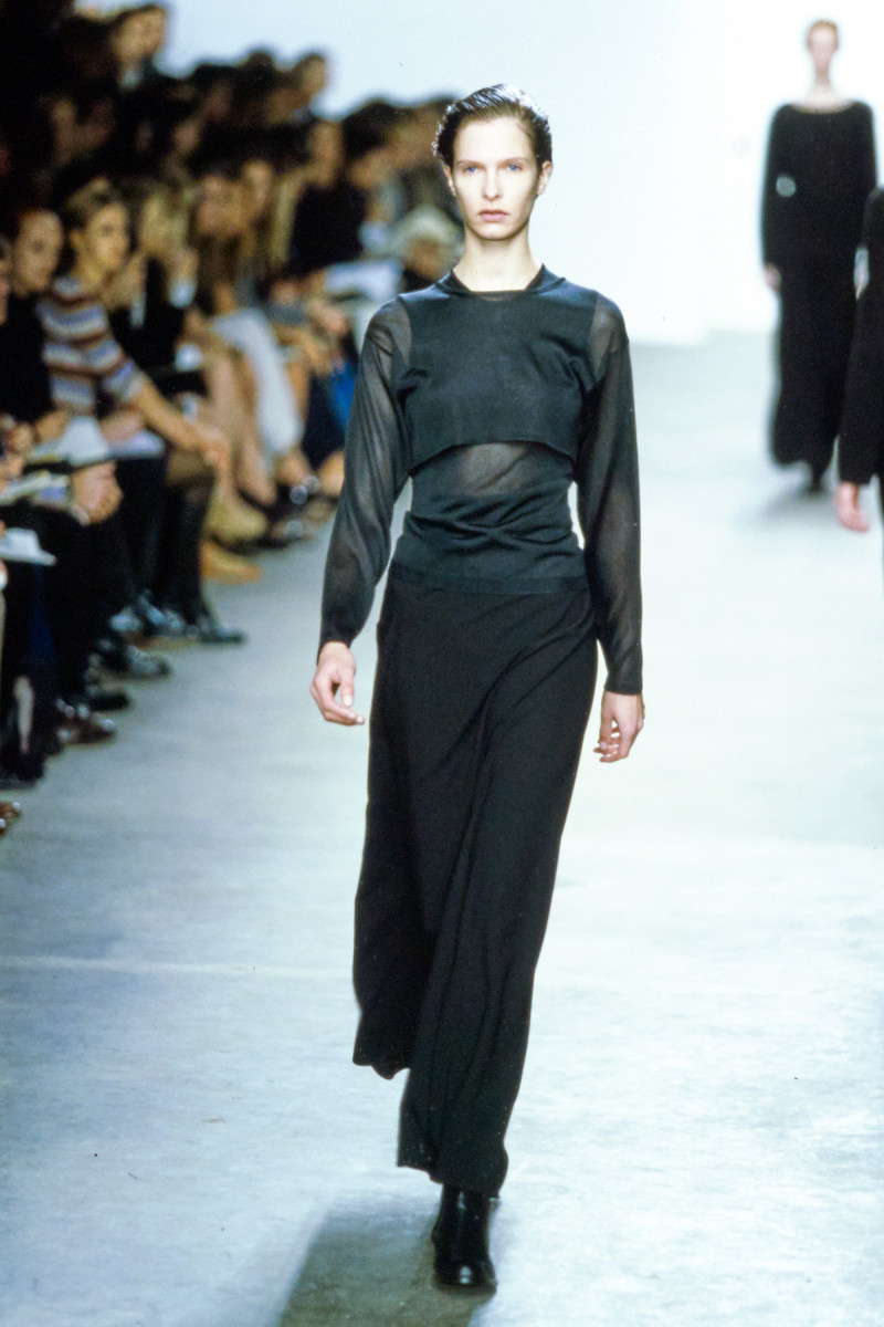 Calvin Klein fashion show for Autumn/Winter 1998