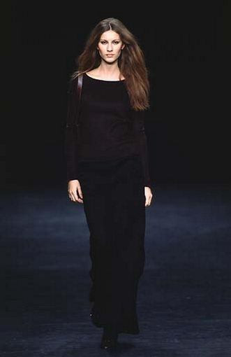 Gisele Bundchen featured in  the Jill Stuart fashion show for Autumn/Winter 1998