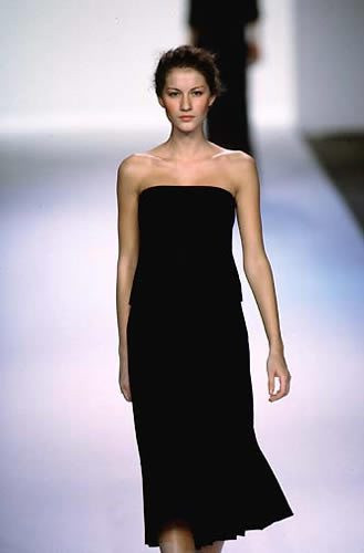 Gisele Bundchen featured in  the Marc Jacobs fashion show for Autumn/Winter 1998