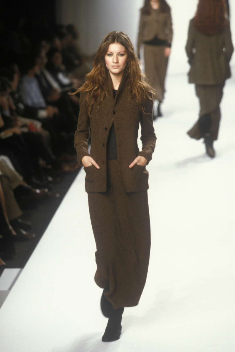 Gisele Bundchen featured in  the Ralph Lauren Collection fashion show for Autumn/Winter 1998