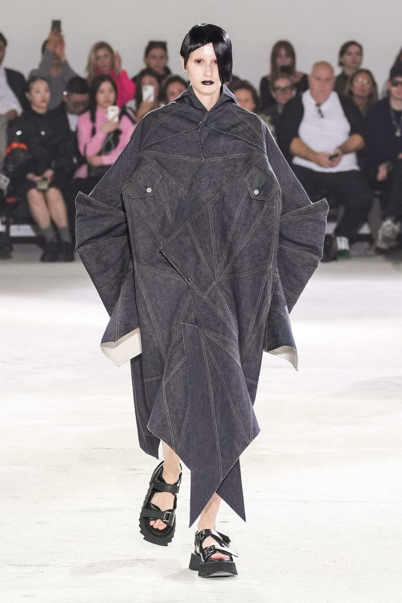 Junya Watanabe fashion show for Spring/Summer 2024