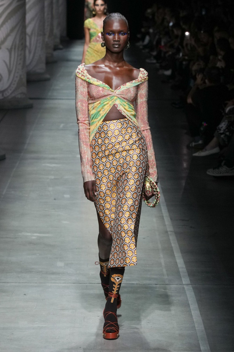 Etro fashion show for Spring/Summer 2024