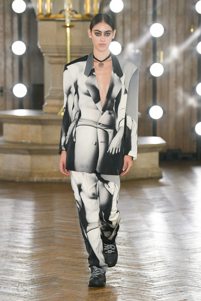 Edward Crutchley fashion show for Spring/Summer 2024